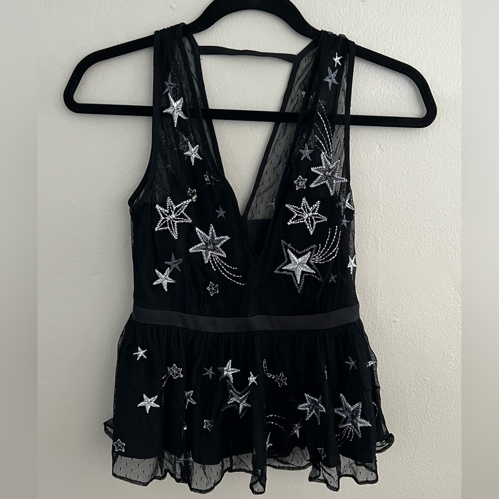 Express Star ⭐️ Embroidered Top